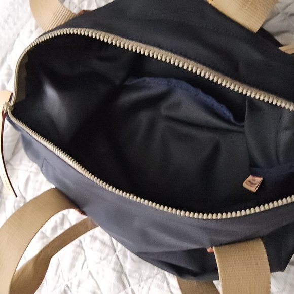 Dooney & Bourke Dark Blue Tote with Beige Leather Trim " Like New " Stuffed - Picture 7 of 7